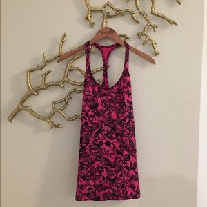 NIKE SLIM FIT RAZORBACK TANK